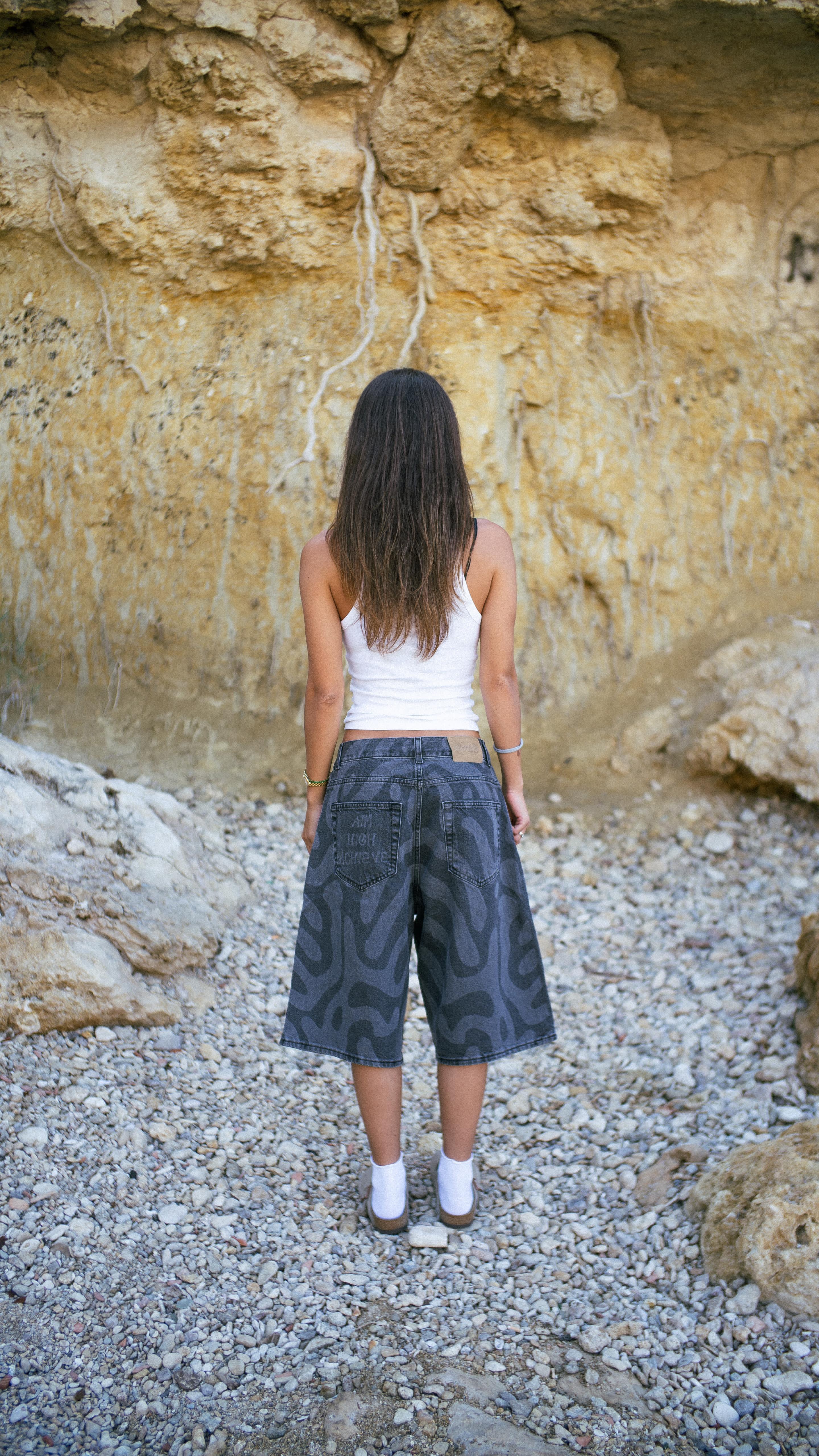 MACKEREL JORTS BLACK WASHED