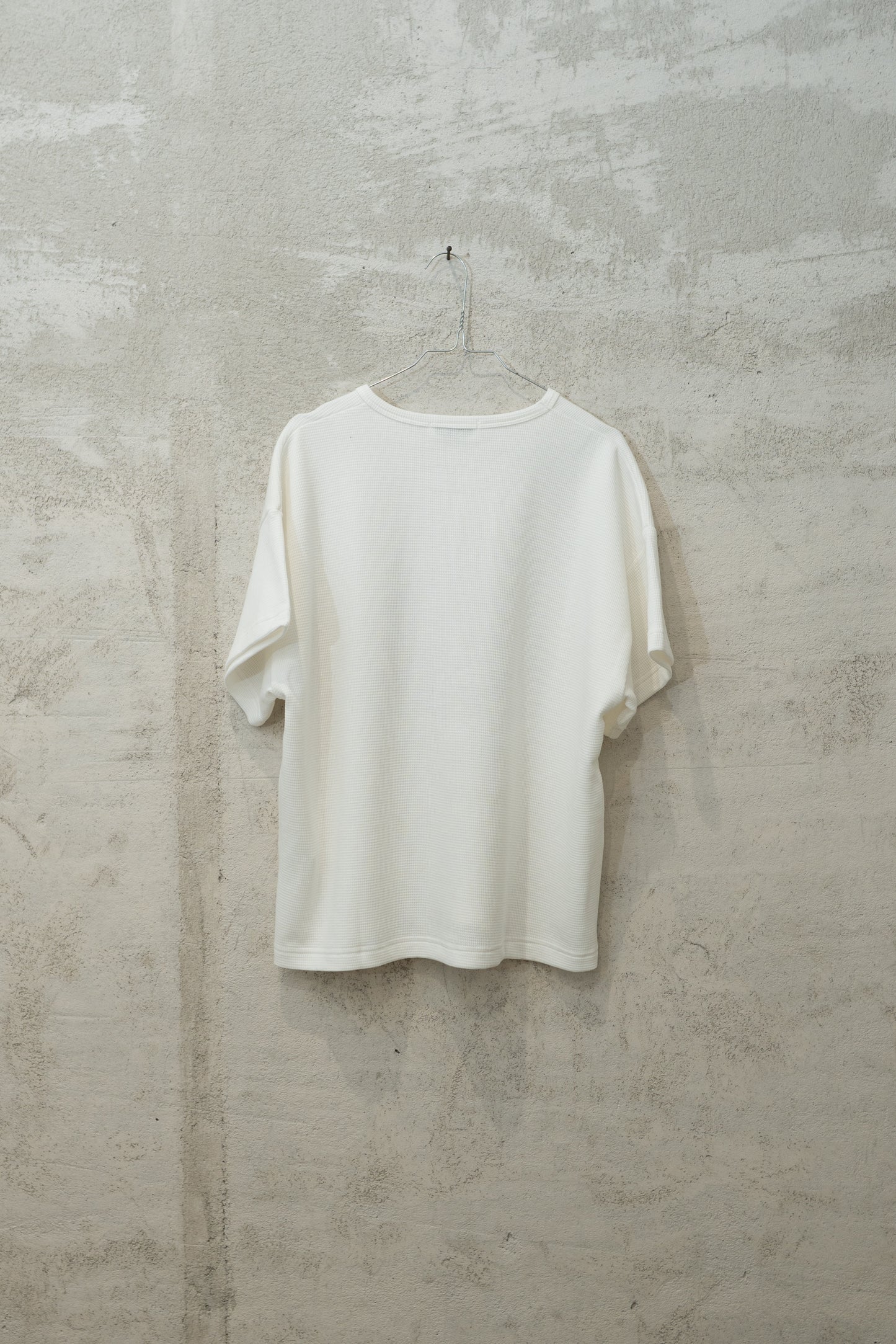 WAFFLE WHITE TEE